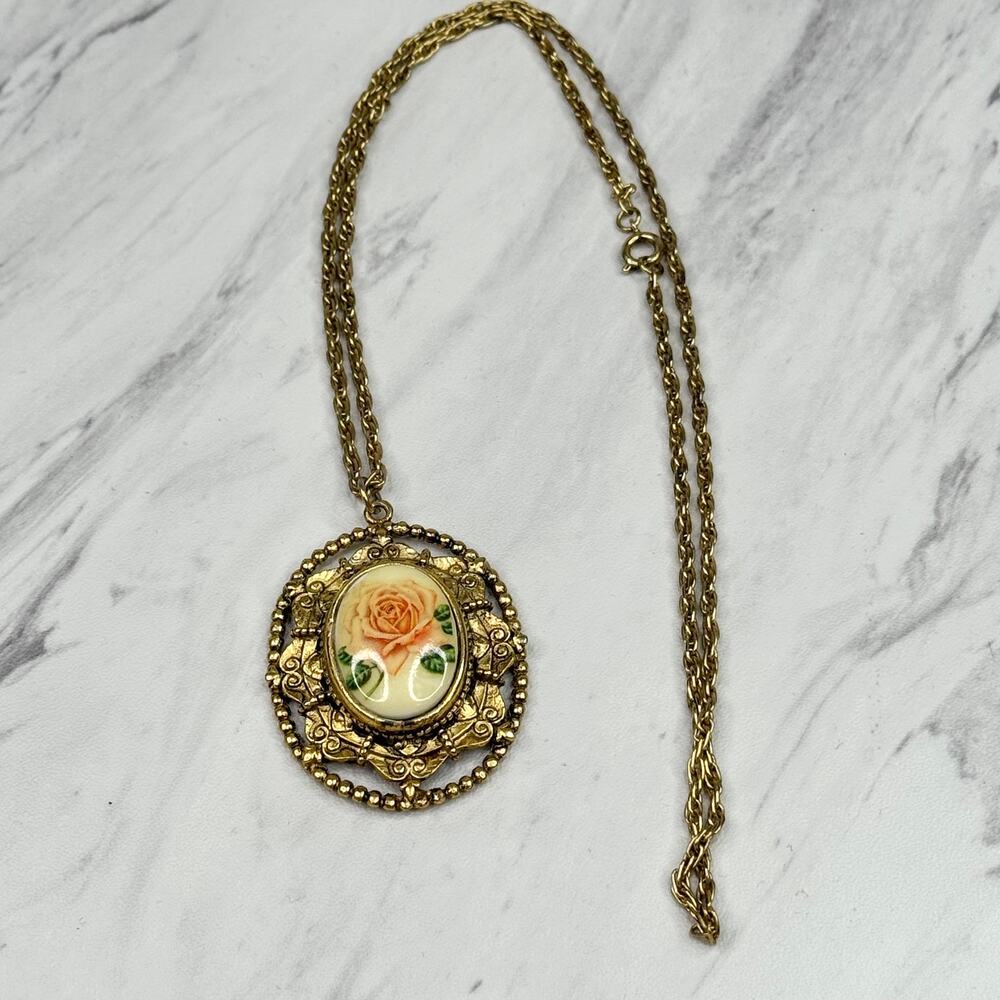 Vintage Gold Tone Rose Cameo Statement Necklace